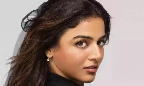 ఫ్లాప్ హీరోయిన్ అయినా..  వరుస ఆఫర్స్ !