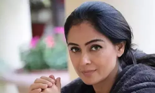 సిమ్రాన్ వ్యాఖ్యలు ఎవరిని ఉద్దేశించి?