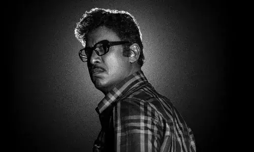 ఆకట్టుకుంటున్న సముద్రఖని లుక్ !