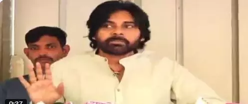 సెలబ్రిటీలకు పవన్ వార్నింగ్ సెలబ్రిటీలకు పవన్ వార్నింగ్