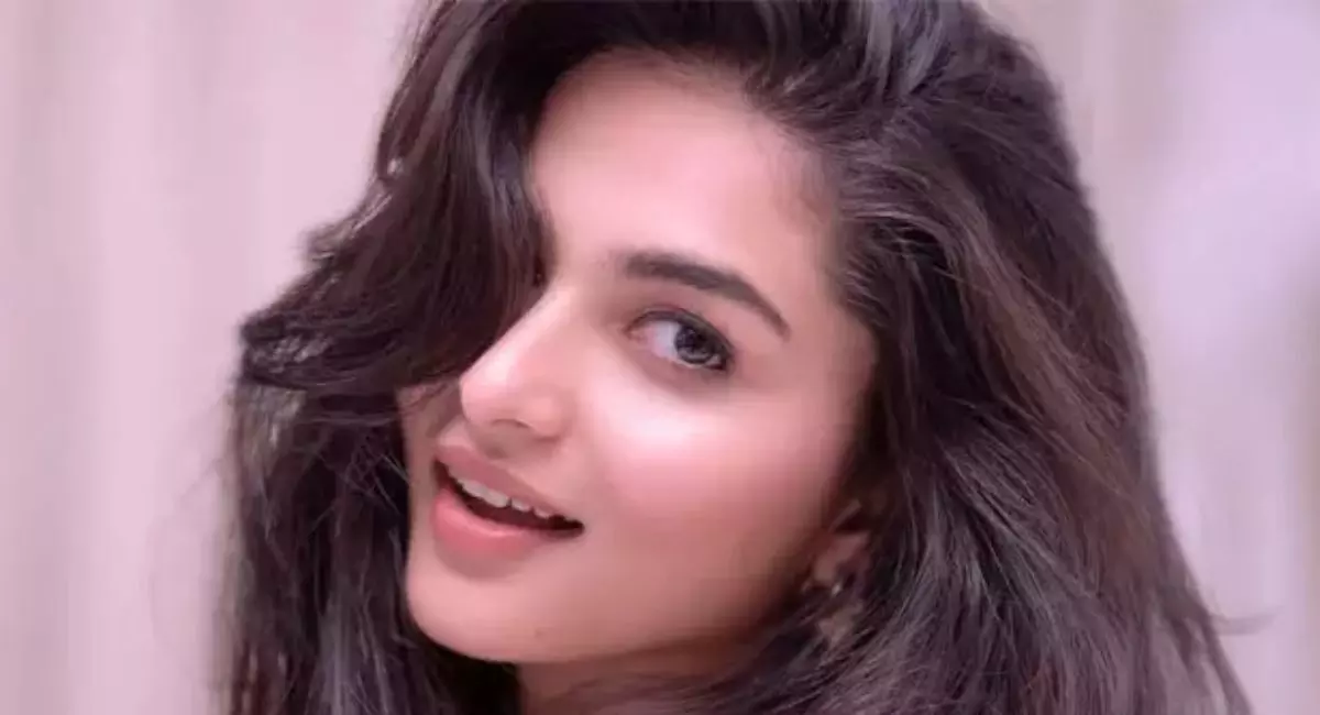 బాలీవుడ్ లోకి ‘డ్రాగన్’ బ్యూటీ బాలీవుడ్ లోకి ‘డ్రాగన్’ బ్యూటీ
