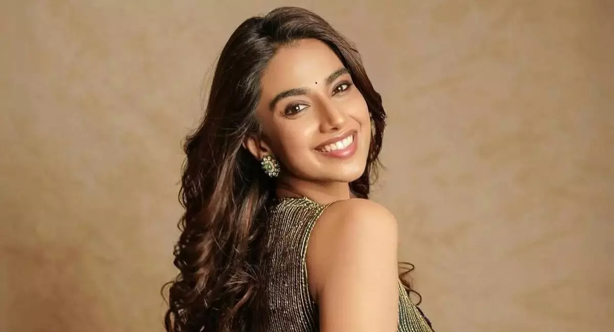 ఏజ్ గ్యాప్ ఎక్కువైనా నో ప్రాబ్లెమ్ అంటోంది ఏజ్ గ్యాప్ ఎక్కువైనా నో ప్రాబ్లెమ్ అంటోంది