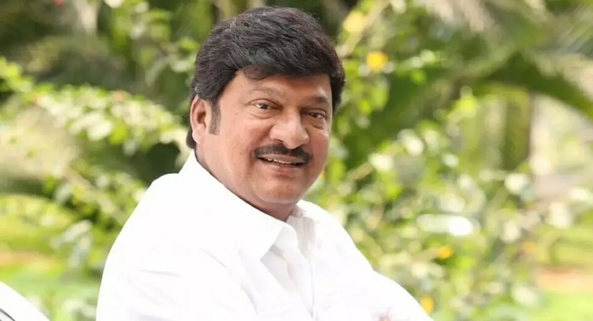 ఆలీని తిట్టి మళ్ళీ వివాదంలో చిక్కుకున్నాడు ! ఆలీని తిట్టి మళ్ళీ వివాదంలో చిక్కుకున్నాడు !