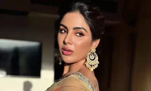 భక్తికి, దేశభక్తికి కేరాఫ్ అడ్రెస్ గా సంయుక్త