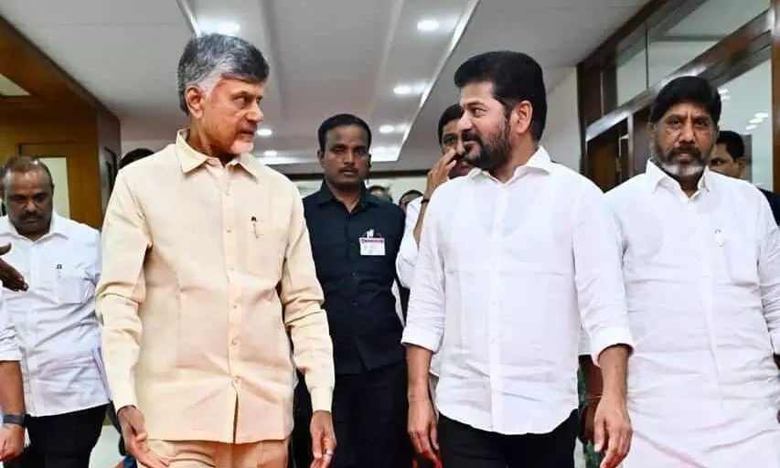 తెలుగు రాష్ట్రాల జల వివాదం: చర్చలకు కేంద్రం పిలుపు తెలుగు రాష్ట్రాల జల వివాదం: చర్చలకు కేంద్రం పిలుపు