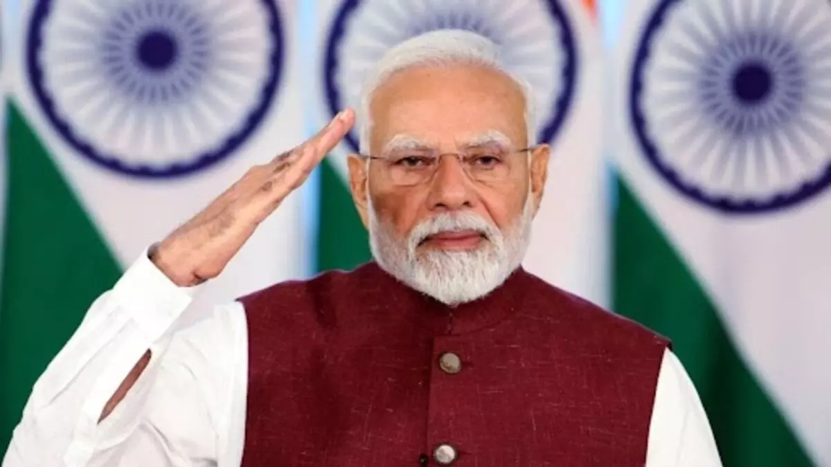 అంతరిక్షంలో భారత త్రివర్ణ పతాకం - మాన్సూన్ సభలో ప్రధాని మోదీ అంతరిక్షంలో భారత త్రివర్ణ పతాకం - మాన్సూన్ సభలో ప్రధాని మోదీ