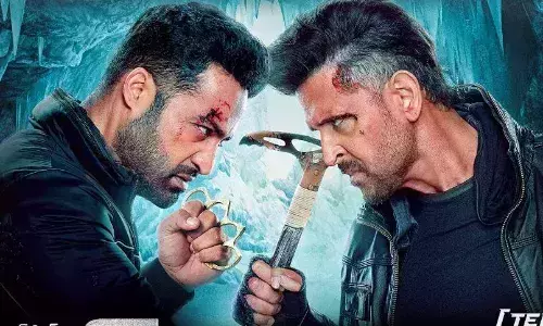 హృతిక్ కి మిన్నగా తారక్!