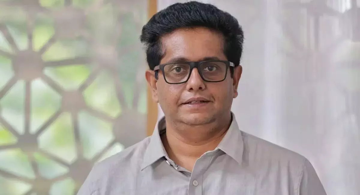 థ్రిల్లర్స్ తో ఈ దర్శకుడికి విసుగు పుట్టిందట ! థ్రిల్లర్స్ తో ఈ దర్శకుడికి విసుగు పుట్టిందట !