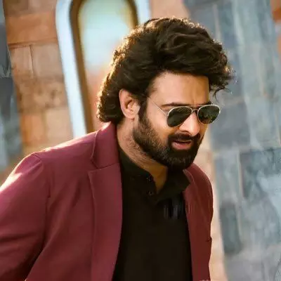 ప్రభాస్ ప్లానింగ్ ఏంటి? ప్రభాస్ ప్లానింగ్ ఏంటి?