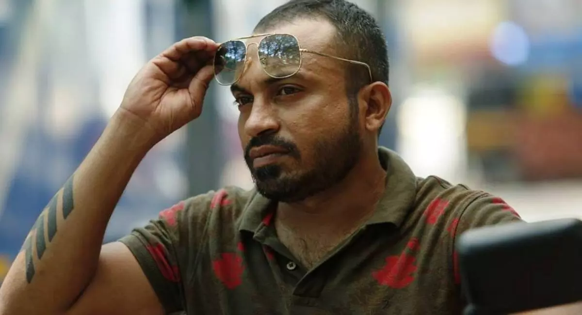 సౌబిన్ షాహిర్ దుబాయ్ ఎంట్రీకి నిరాకరించిన కోర్ట్ సౌబిన్ షాహిర్ దుబాయ్ ఎంట్రీకి నిరాకరించిన కోర్ట్