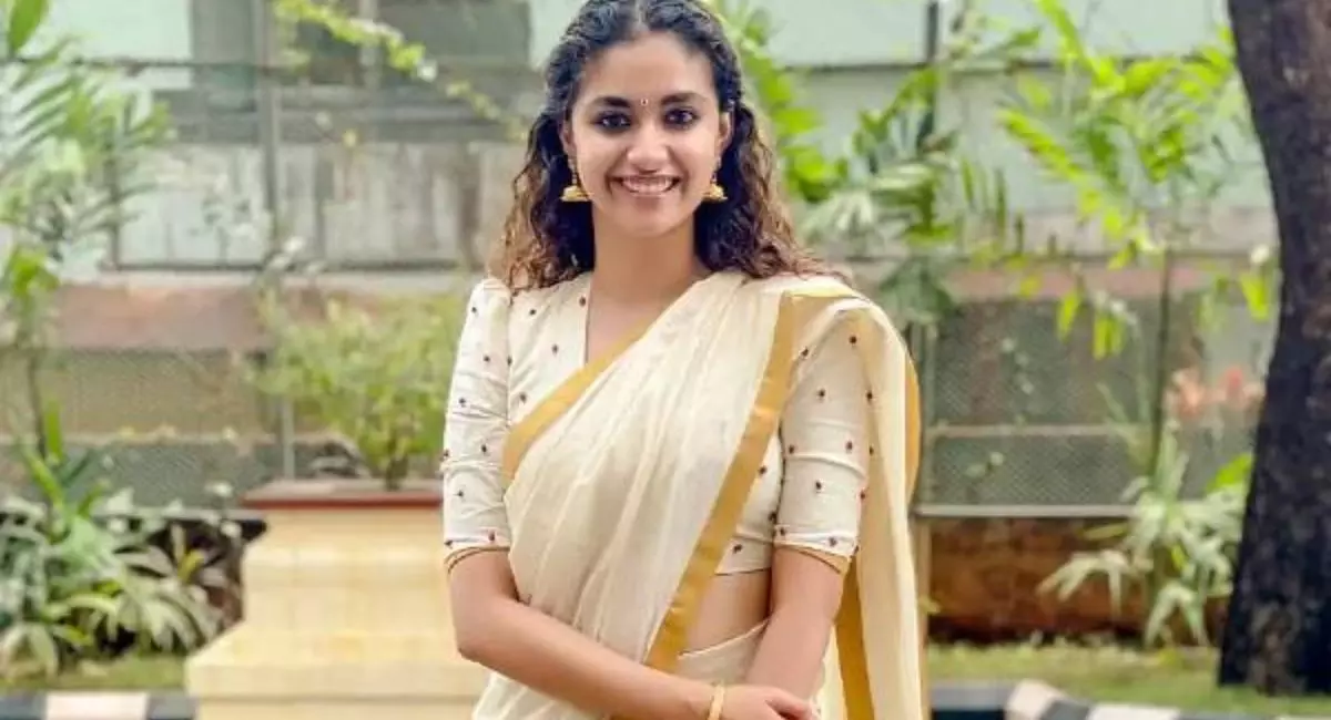 బ్యాక్ టు బ్యాక్ తెలుగు చిత్రాల్లో కీర్తి సురేశ్ ! బ్యాక్ టు బ్యాక్ తెలుగు చిత్రాల్లో కీర్తి సురేశ్ !